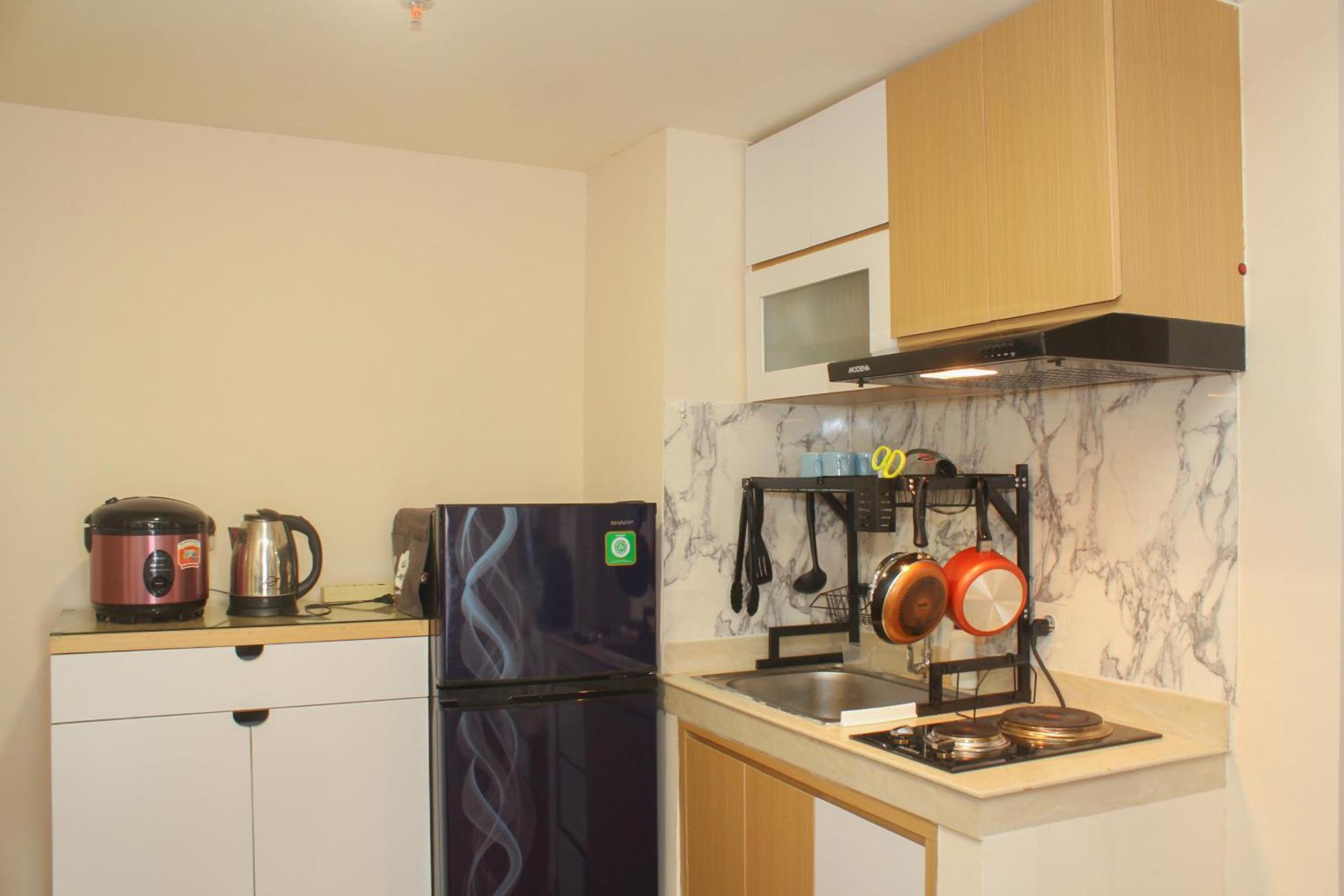 Comfort And 2br At Meikarta By Travelio Apartemen Bekasi