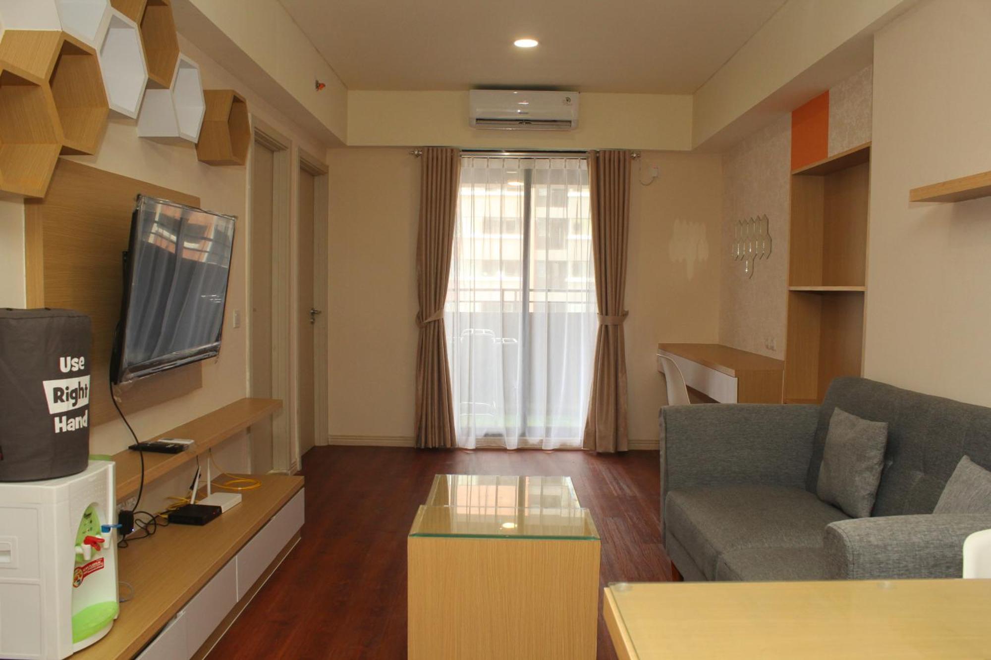 Comfort And 2br At Meikarta By Travelio Bekasi