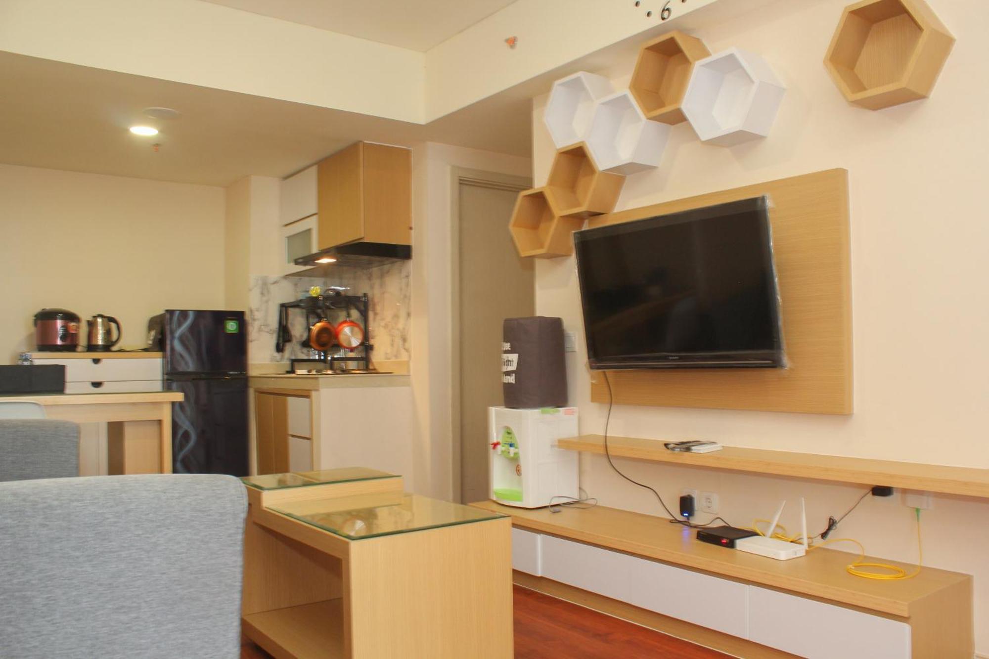 Comfort And 2br At Meikarta By Travelio *